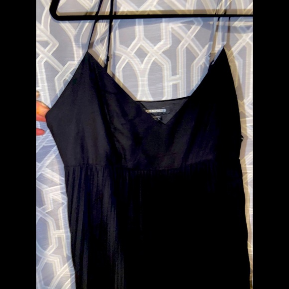 Express - Picture 2 of 7